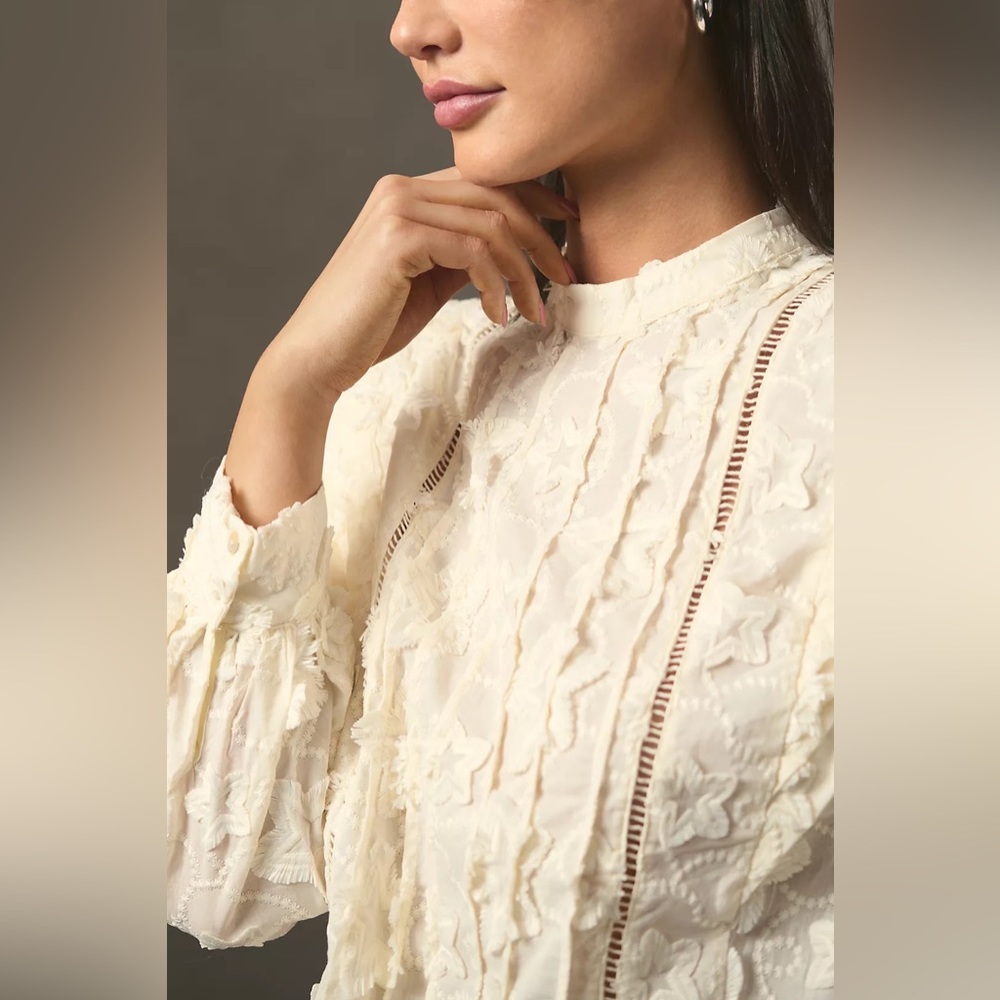 New Women’s Farm Rio Ivory 3D Stars Blouse For Anthropologie!!🔥🔥🔥 - Picture 3 of 16